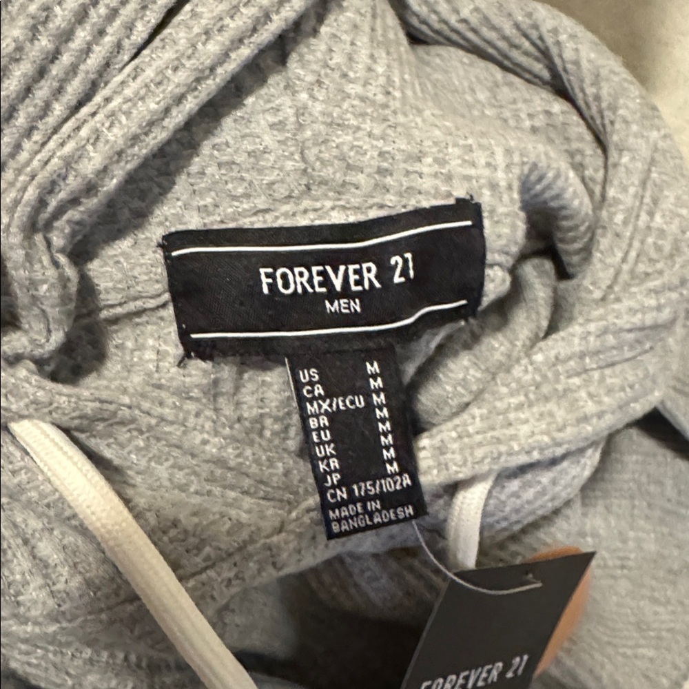Forever 21 Men's Heather Gray Hoodie Sweater - Picture 3 of 3